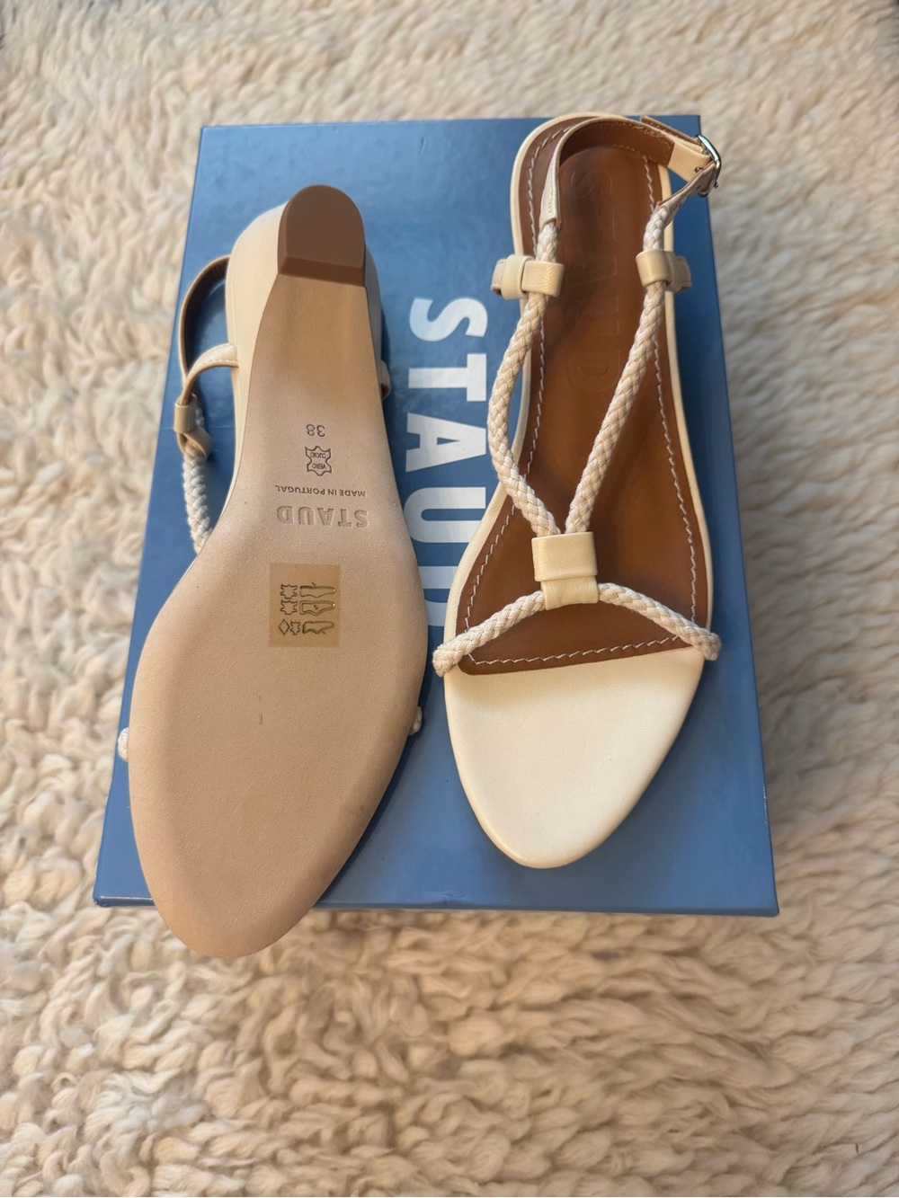 STAUD Cream T-Strap Low Heel Sandal Sz 38 - Picture 3 of 6